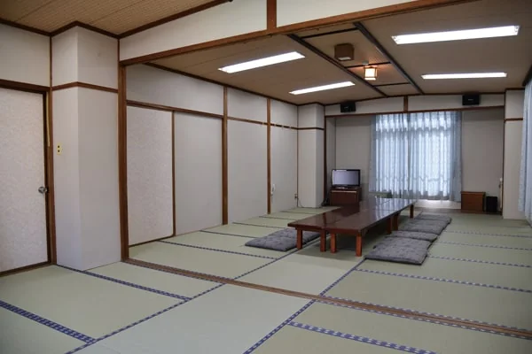 大舟の30畳の広間